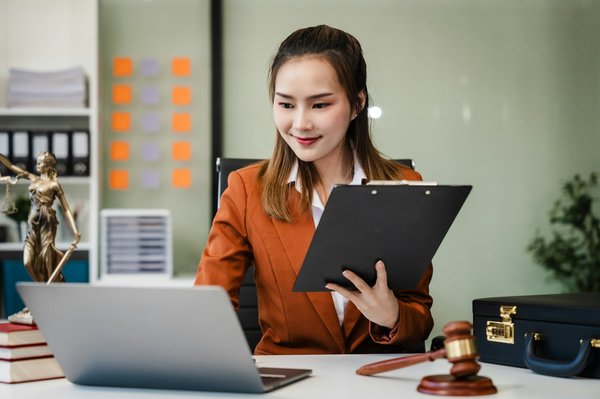 What are the steps to ensure a UK-based online marketplace complies with consumer rights and e-commerce laws?